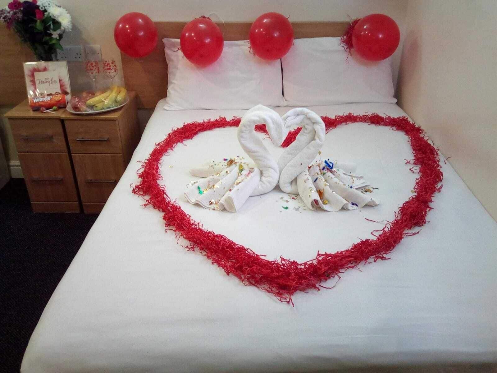 אילפורד Britannia Inn Hotel מראה חיצוני תמונה